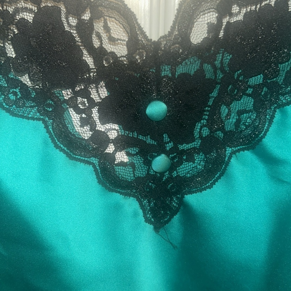 Ladies cami - Picture 3 of 7